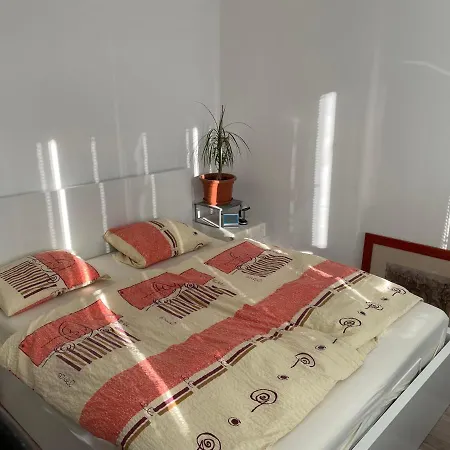 Apartment Utulny Byt V Sirsom Centre - Cosy Apartment